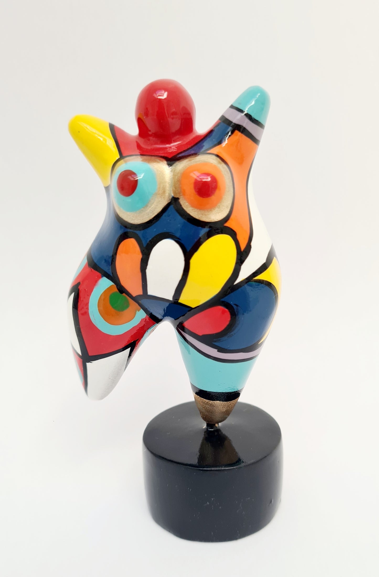 Statue femme style Nana Niki de Saint Phalle, en résine. Hauteur 12 centimètres