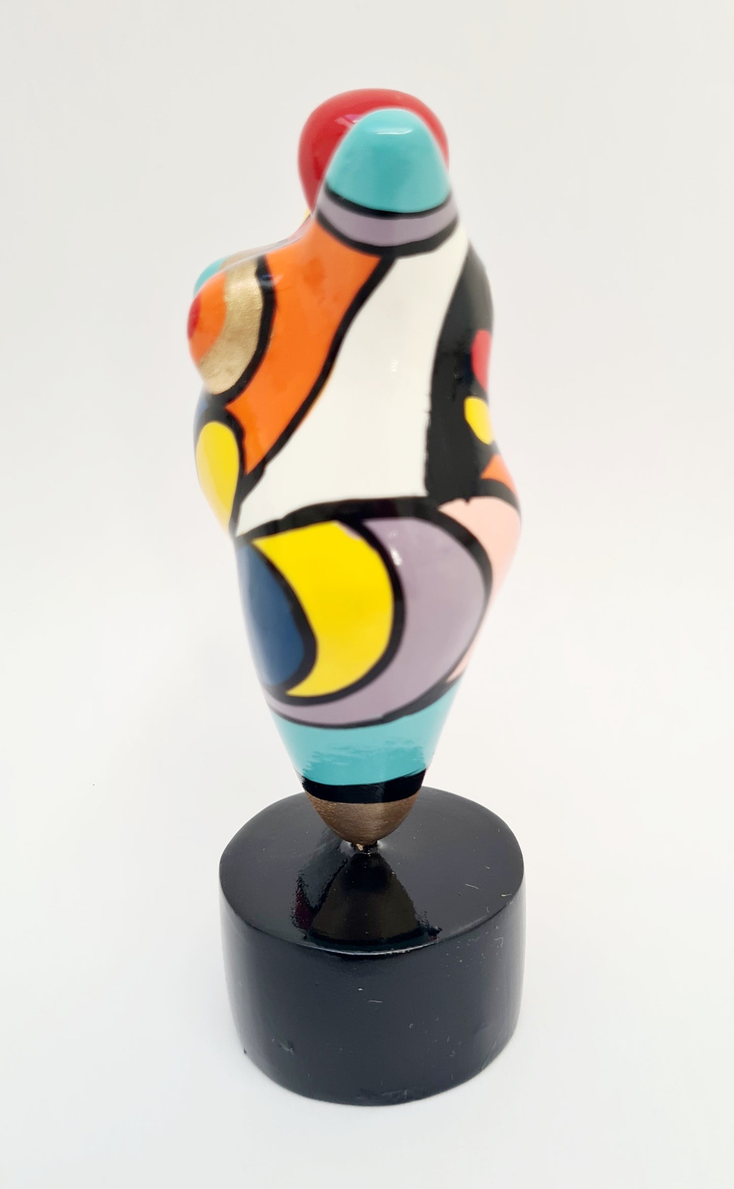 Statue femme style Nana Niki de Saint Phalle, en résine. Hauteur 12 centimètres