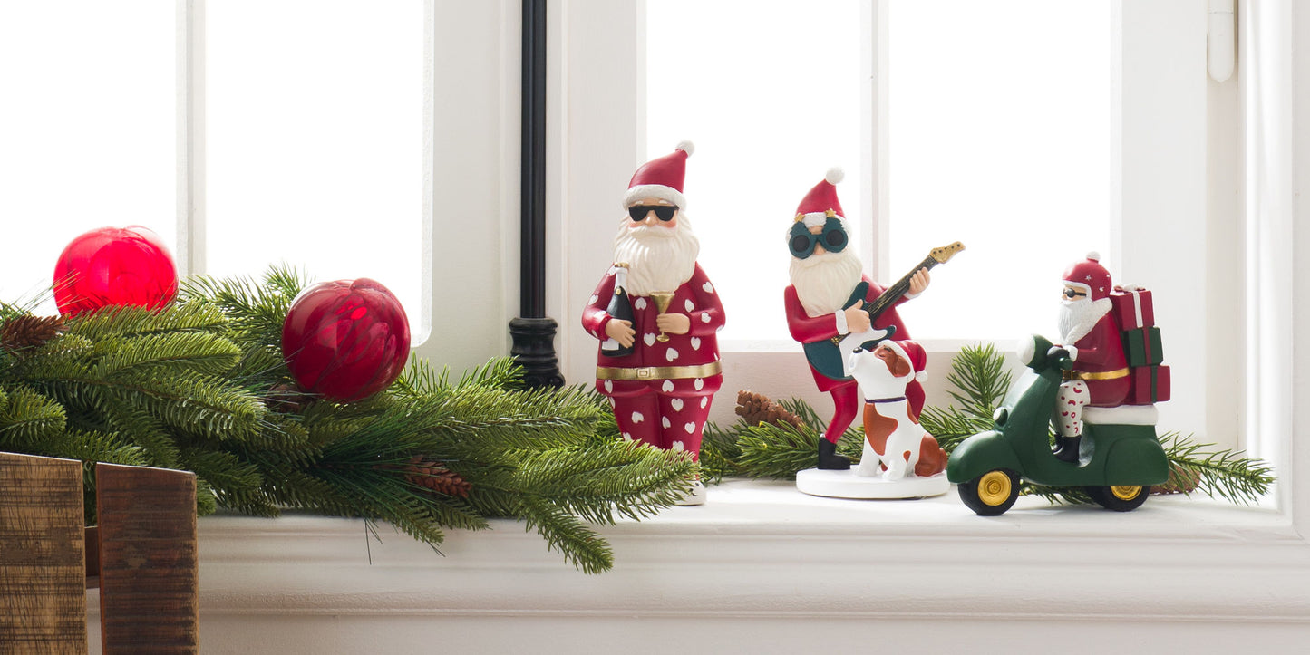 Cheerful Santa Claus resin figurine holding champagne. Height 23 cm, perfect for holiday décor!