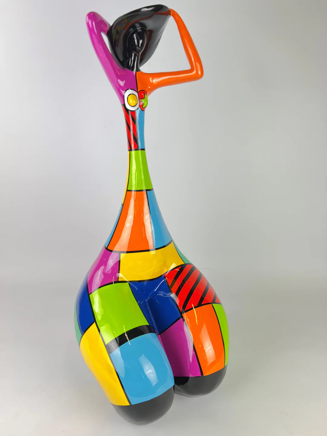Large Nana woman statue, multicolored resin. Height 53 centimeters