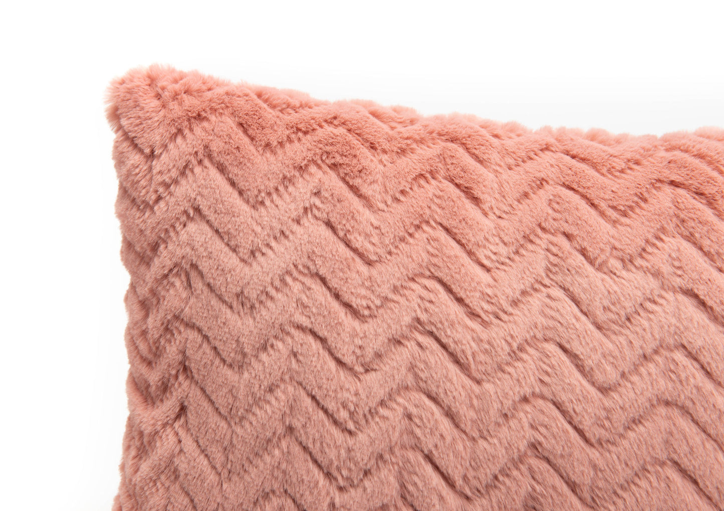 Pink chevron cushion, height 40 / Width 40 centimeters, 100% polyester cover
