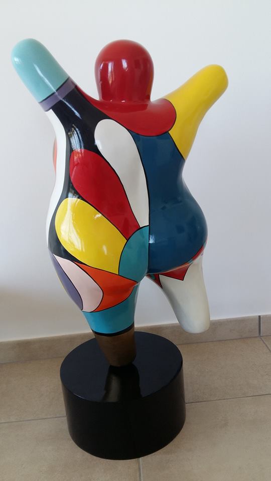 Statue of a woman style "Nana", multicolored resin. Height 60 centimeters