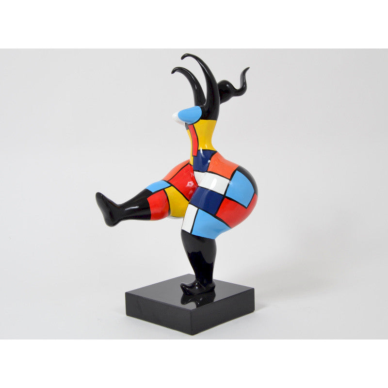 Statue femme style Nana Niki de Saint Phalle, en résine. Hauteur 57 centimètres