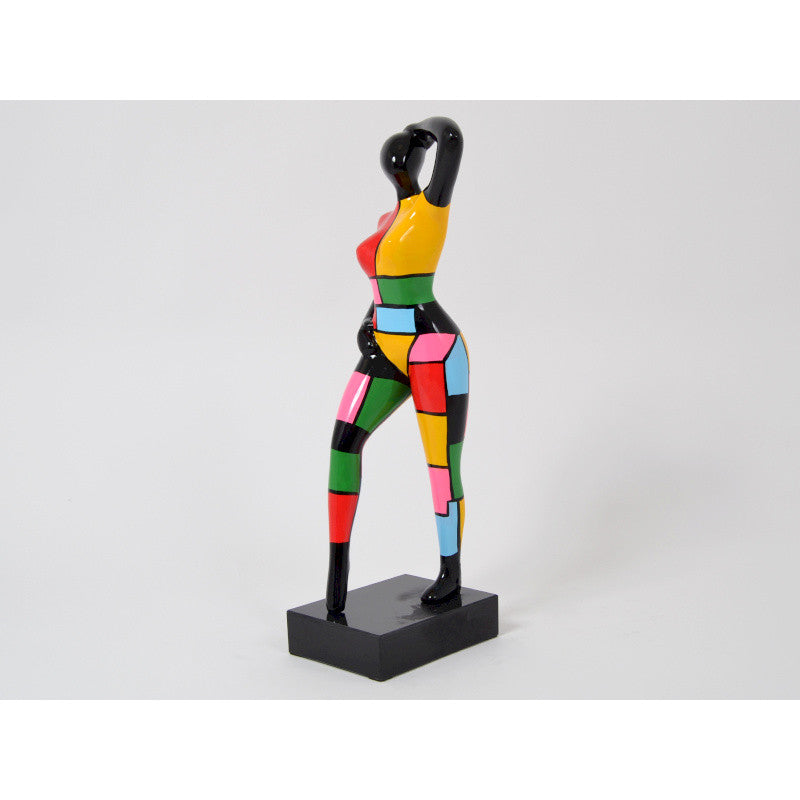 Statue of Nana woman or dancer in multicolored resin. Height 60 centimeters