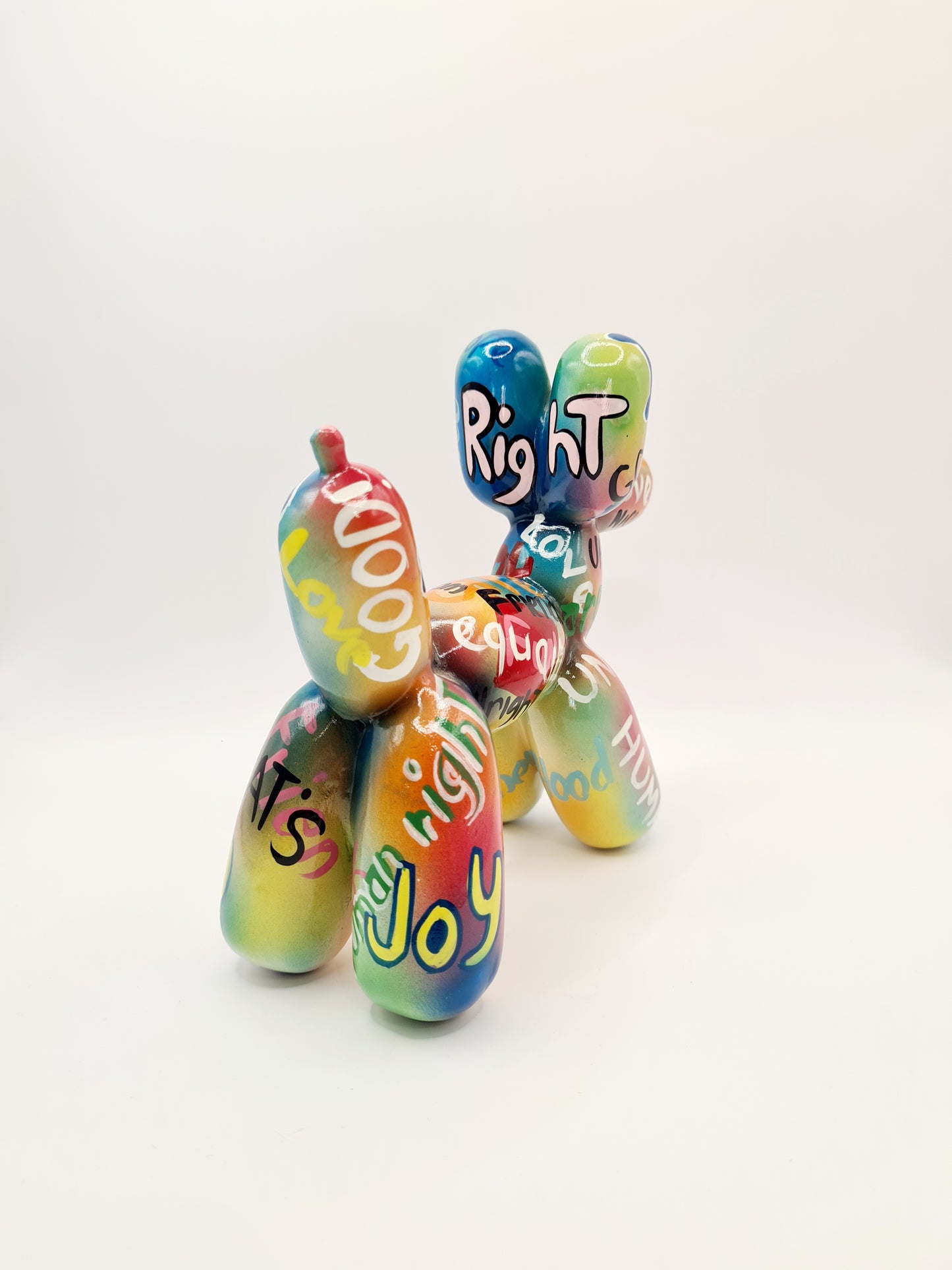 Big “Balloon” dog statue in resin, length 50 centimeters