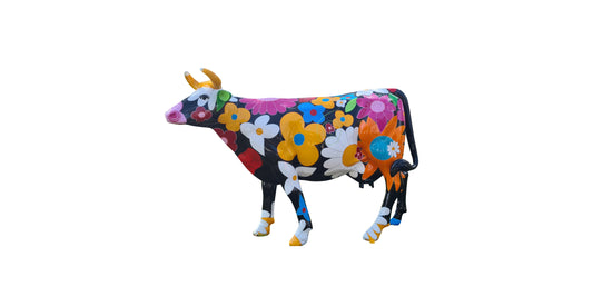 Large “Flowers” ​​cow statue in multicolored resin. Height 155 cm / length 235 cm