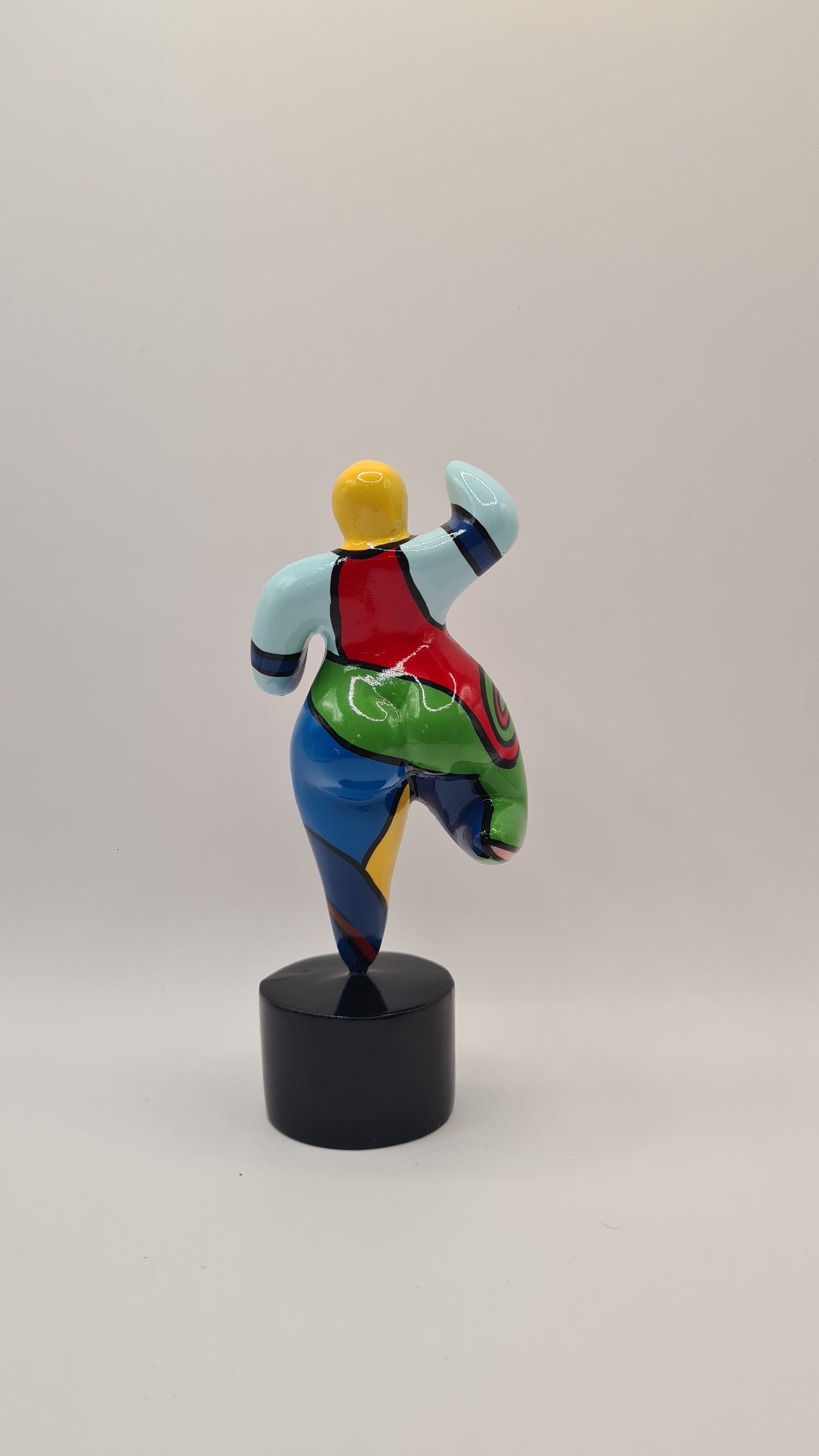 Statue of a woman style "Nana", multicolored resin. Height 15 centimeters