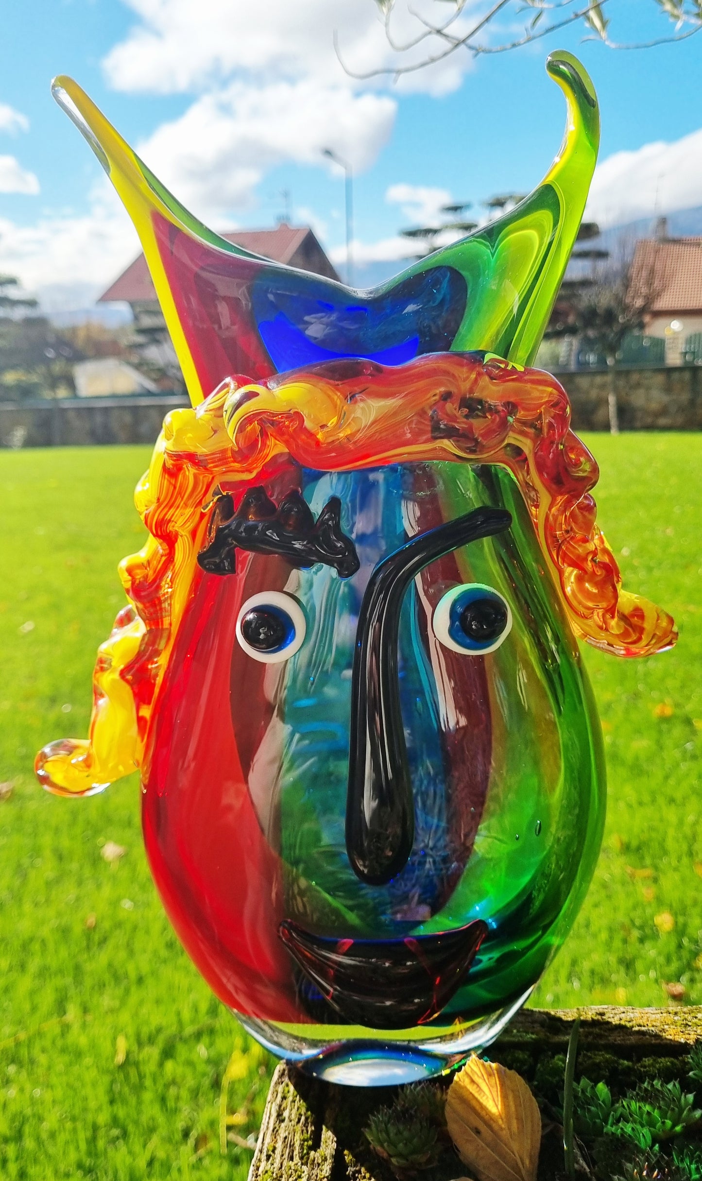 Vase visage en verre coloré, hauteur 37 centimètres