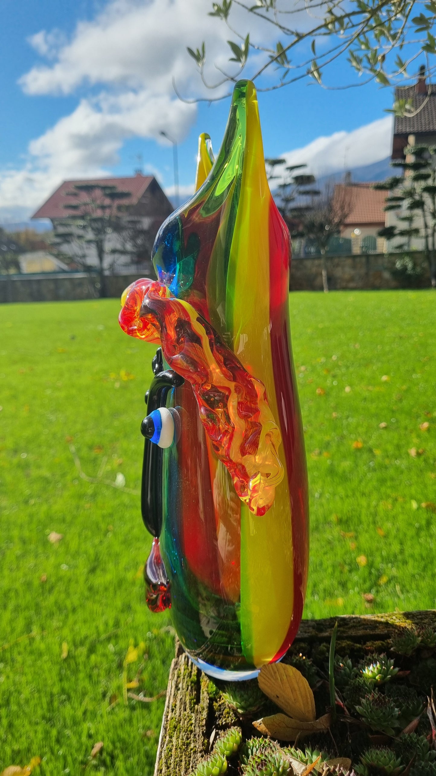 Vase visage en verre coloré, hauteur 37 centimètres