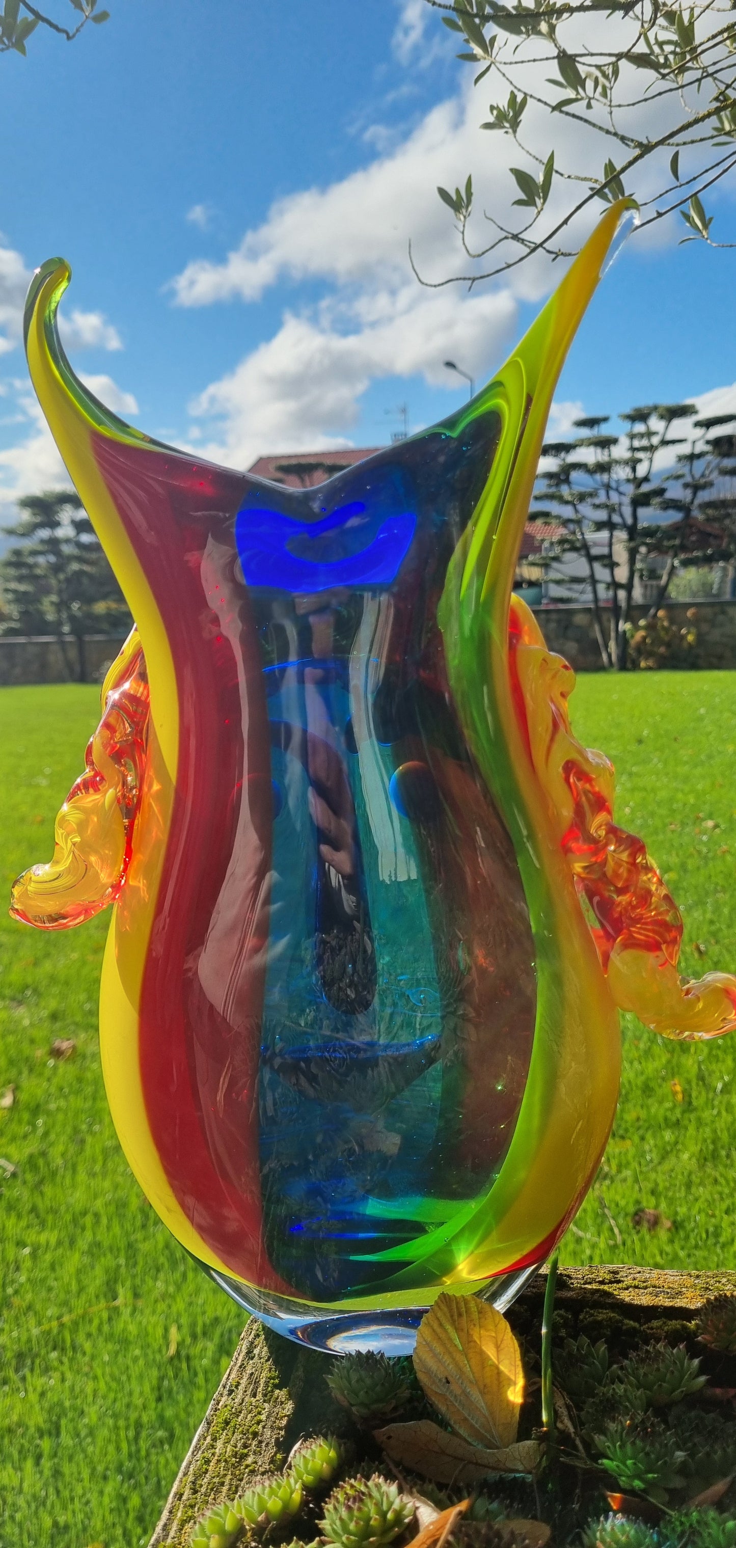 Vase visage en verre coloré, hauteur 37 centimètres