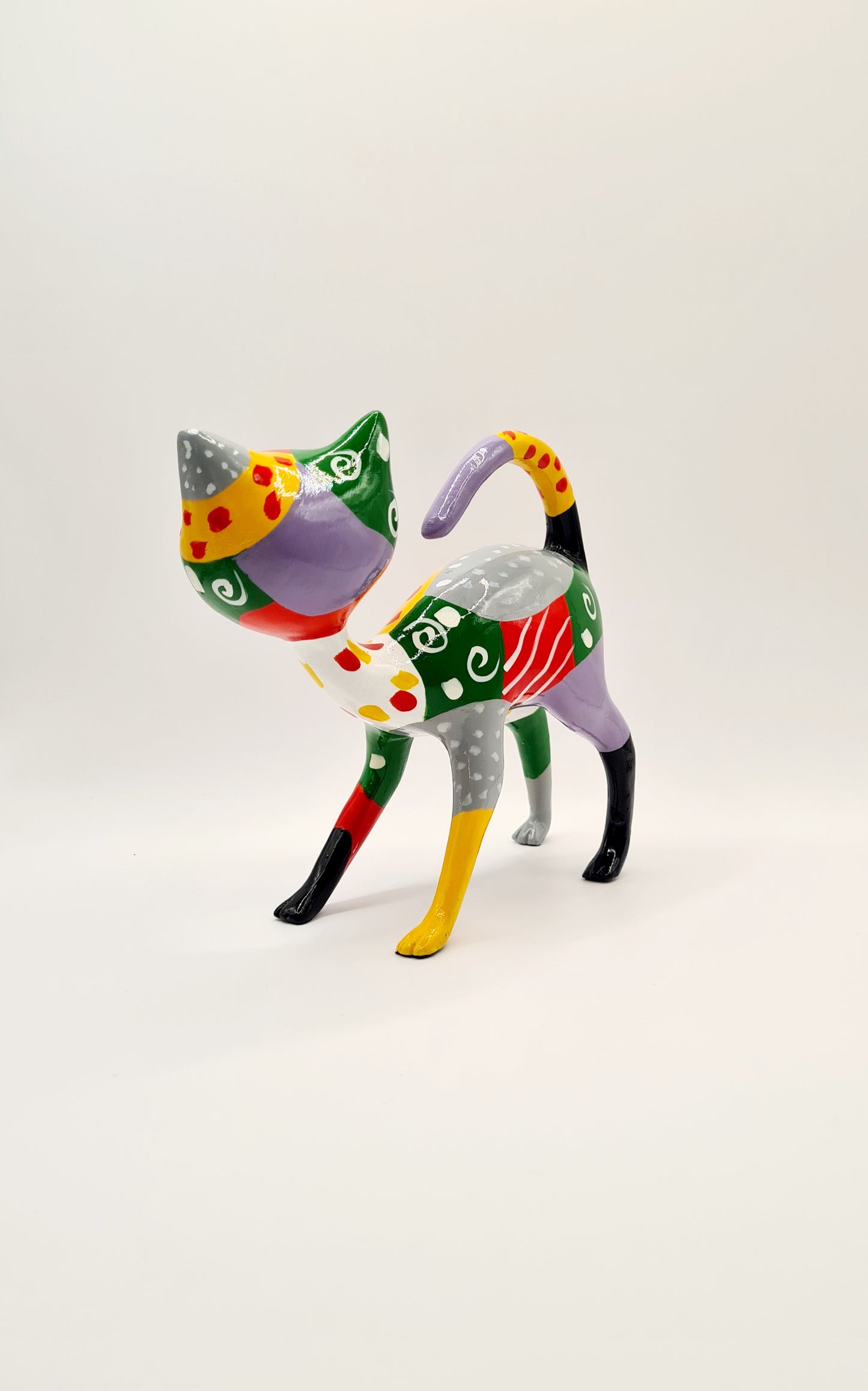 Multicolored resin Mexican cat statue. Length 5'5 inches (14 centimeters)