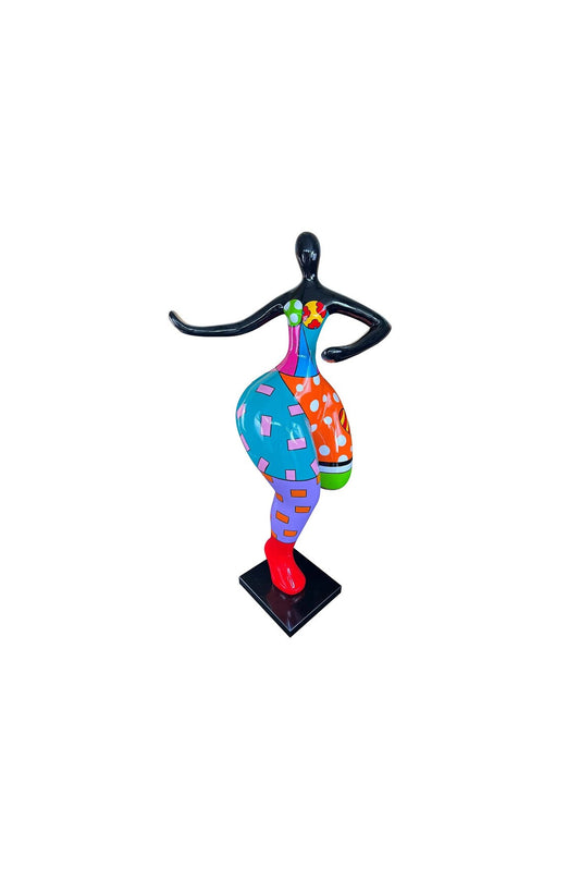 Statue of Nana woman or dancer in multicolored resin. Height 140 centimeters