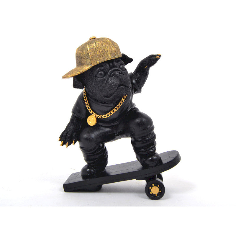 Statue de chien Bouledogue Anglais "Skateur" en résine noire, hauteur 25 centimètres