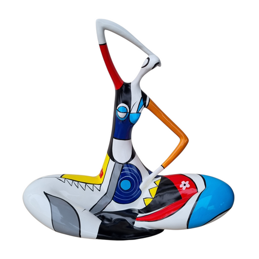 Sculpture of round & Curvy woman, multicolored resin. Height 53 centimeters 