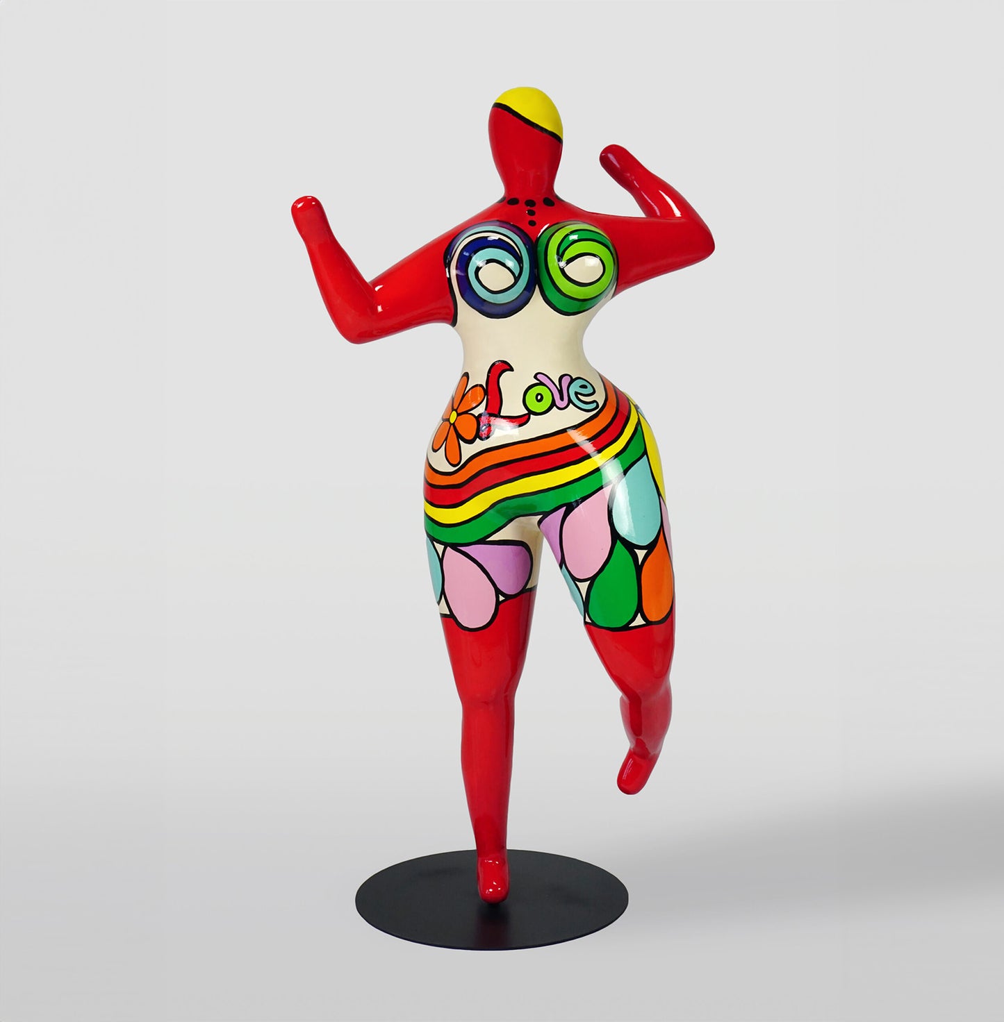 Statue of Nana woman or dancer in multicolored resin. Height 155 centimeters