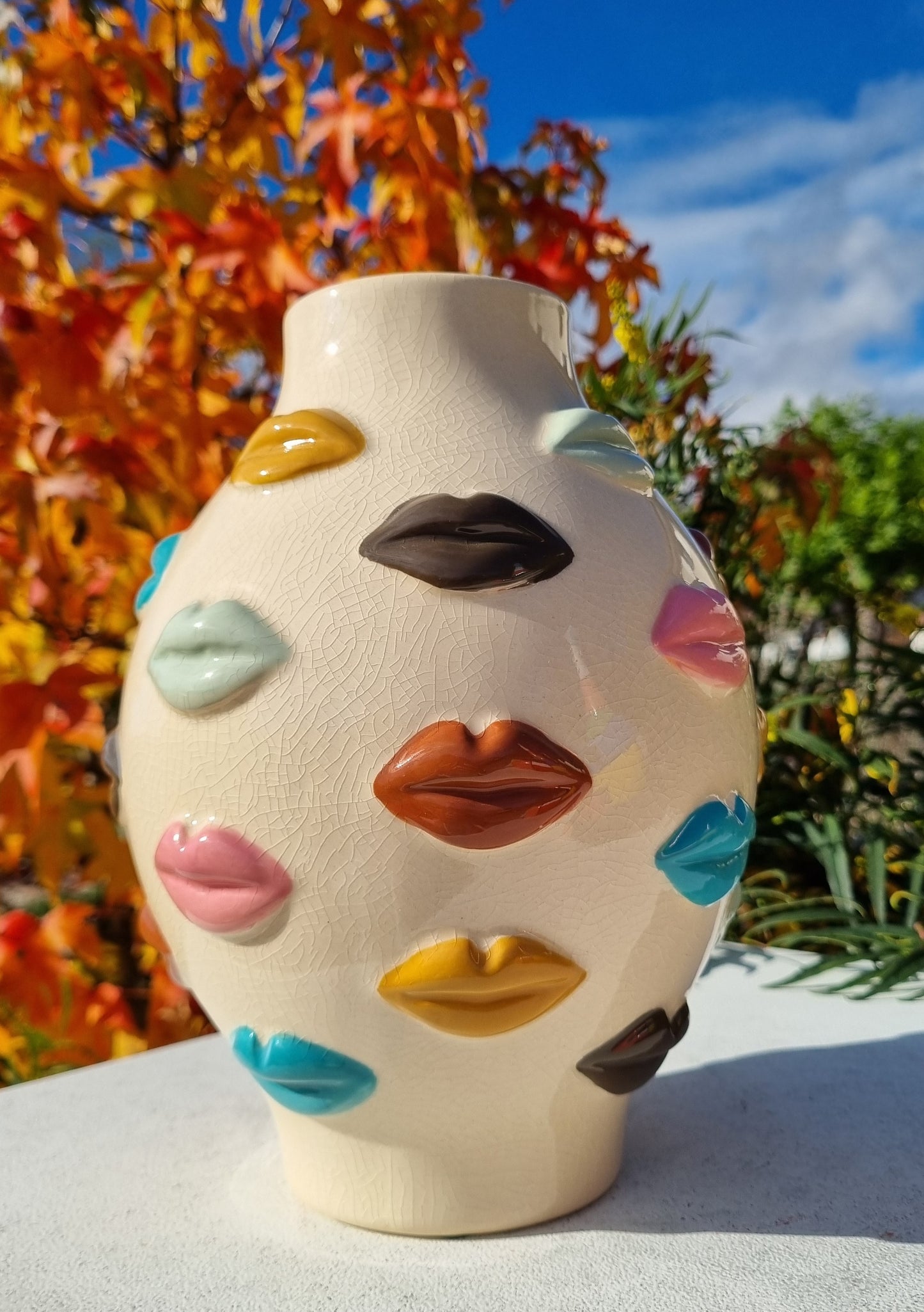 “Kiss” vase, ceramic. Height 23 centimeters